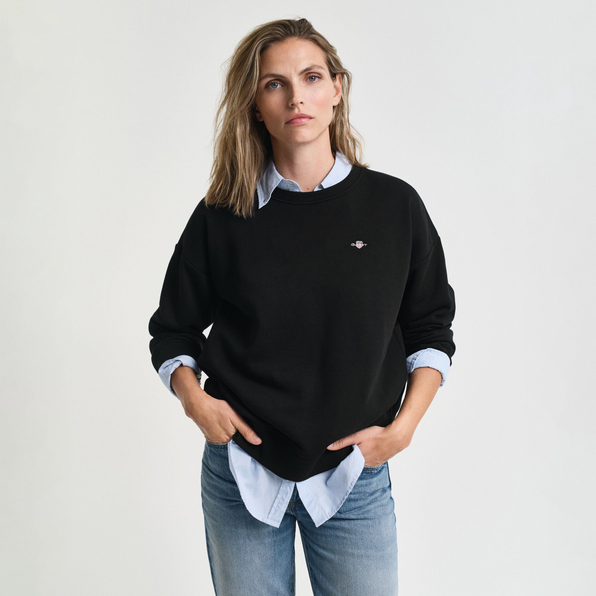  GANT Kadın Siyah Relaxed Fit Bisiklet Yaka Sweatshirt