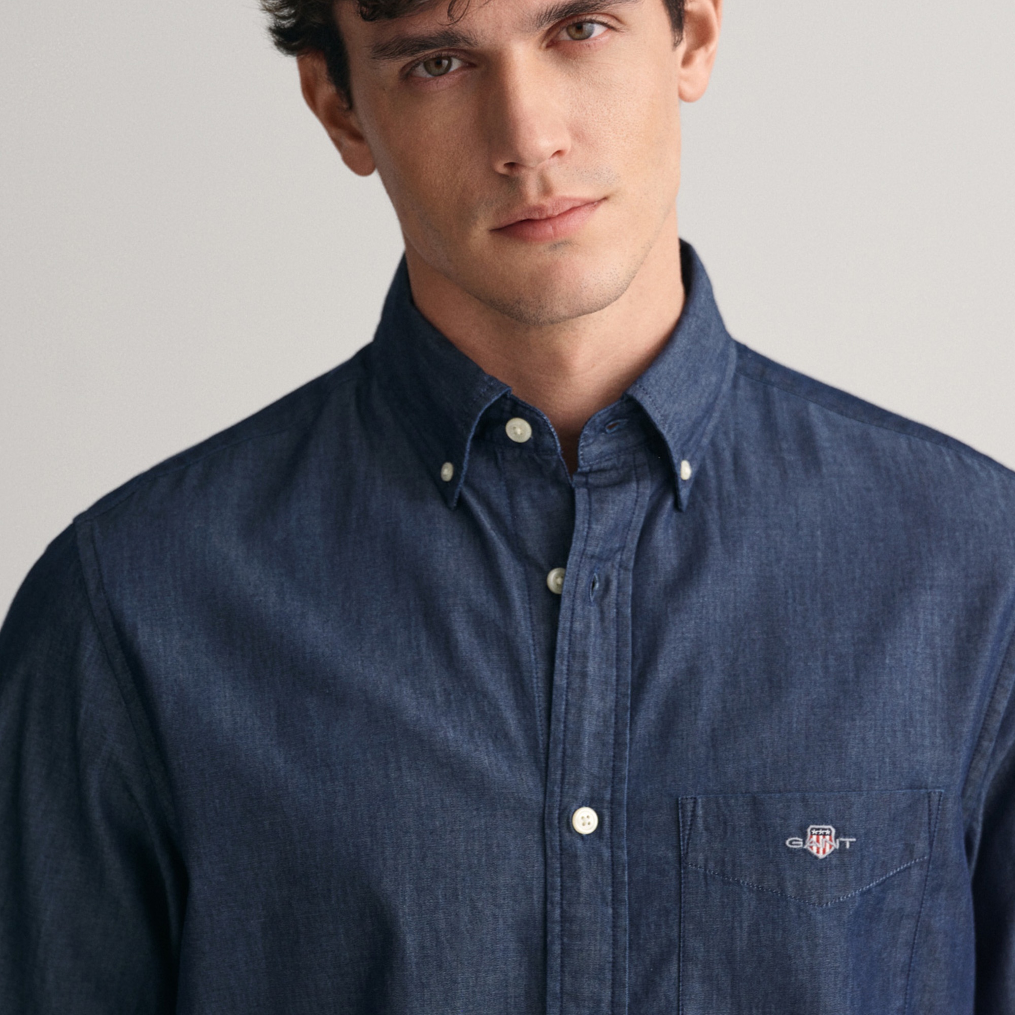 GANT Erkek Lacivert Regular Fit Düğmeli Yaka Gömlek