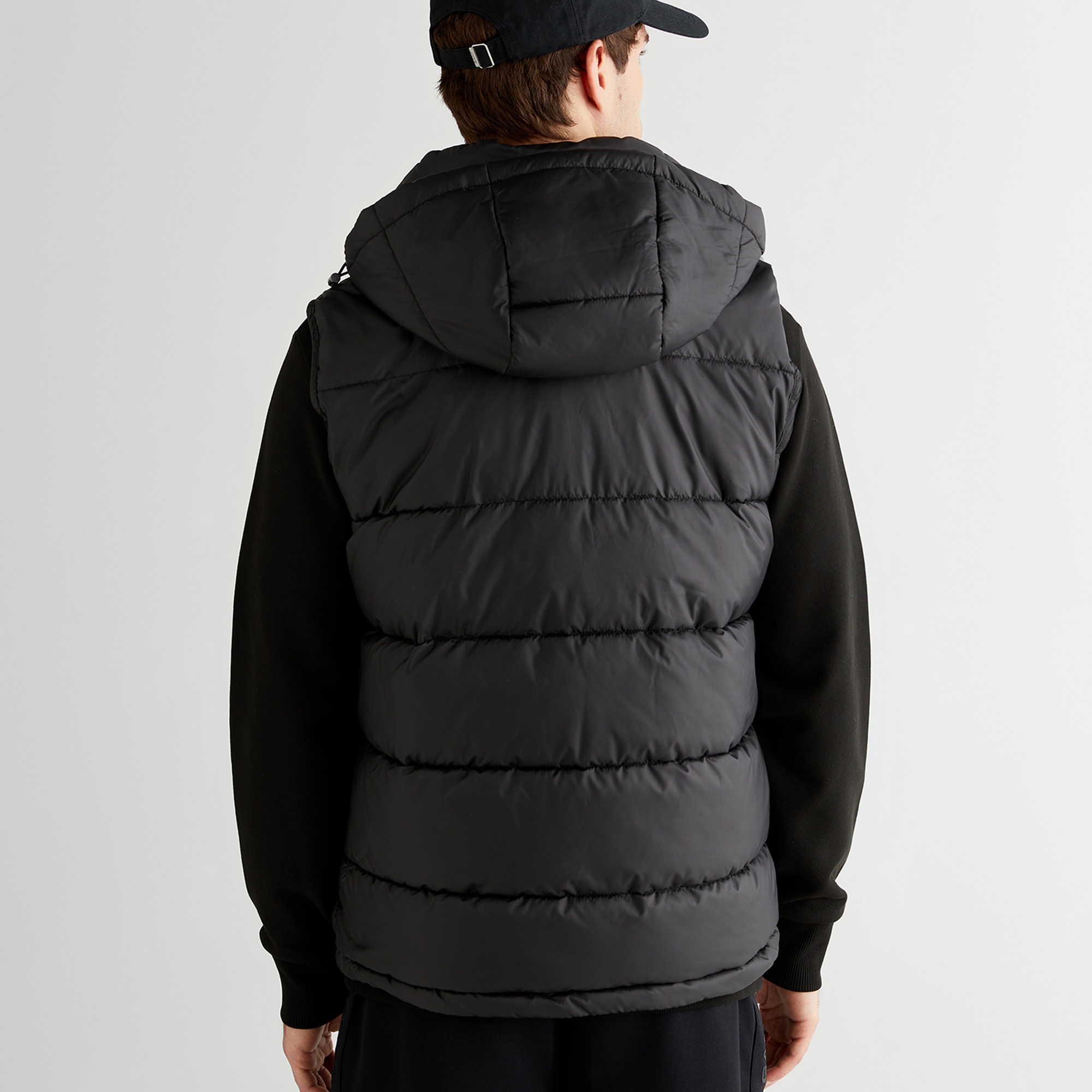 GANT Erkek Siyah Regular Fit Fermuarlı Yelek