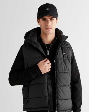  GANT Erkek Siyah Regular Fit Fermuarlı Yelek