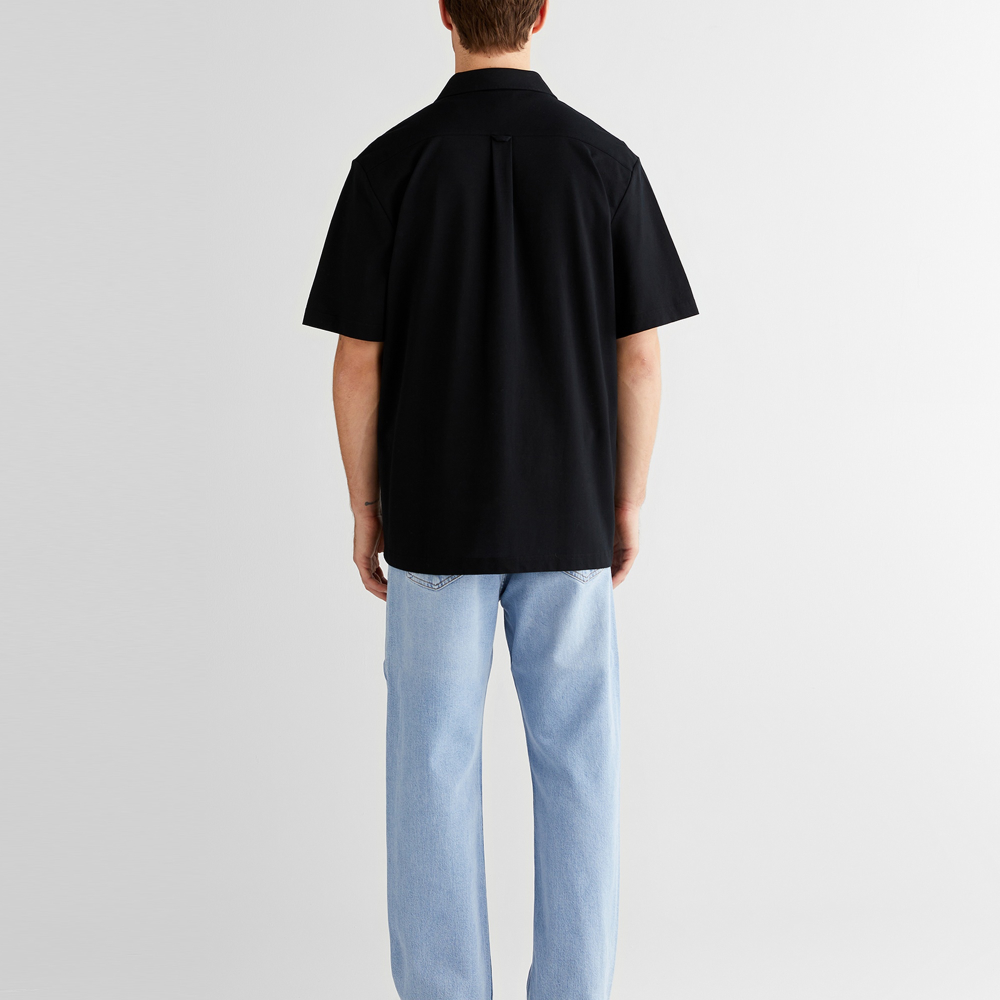 GANT Erkek Siyah Düğmeli Yaka Gömlek