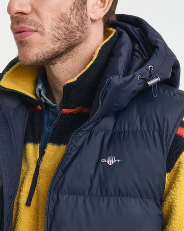  GANT Erkek Lacivert Regular Fit Fermuarlı Yelek