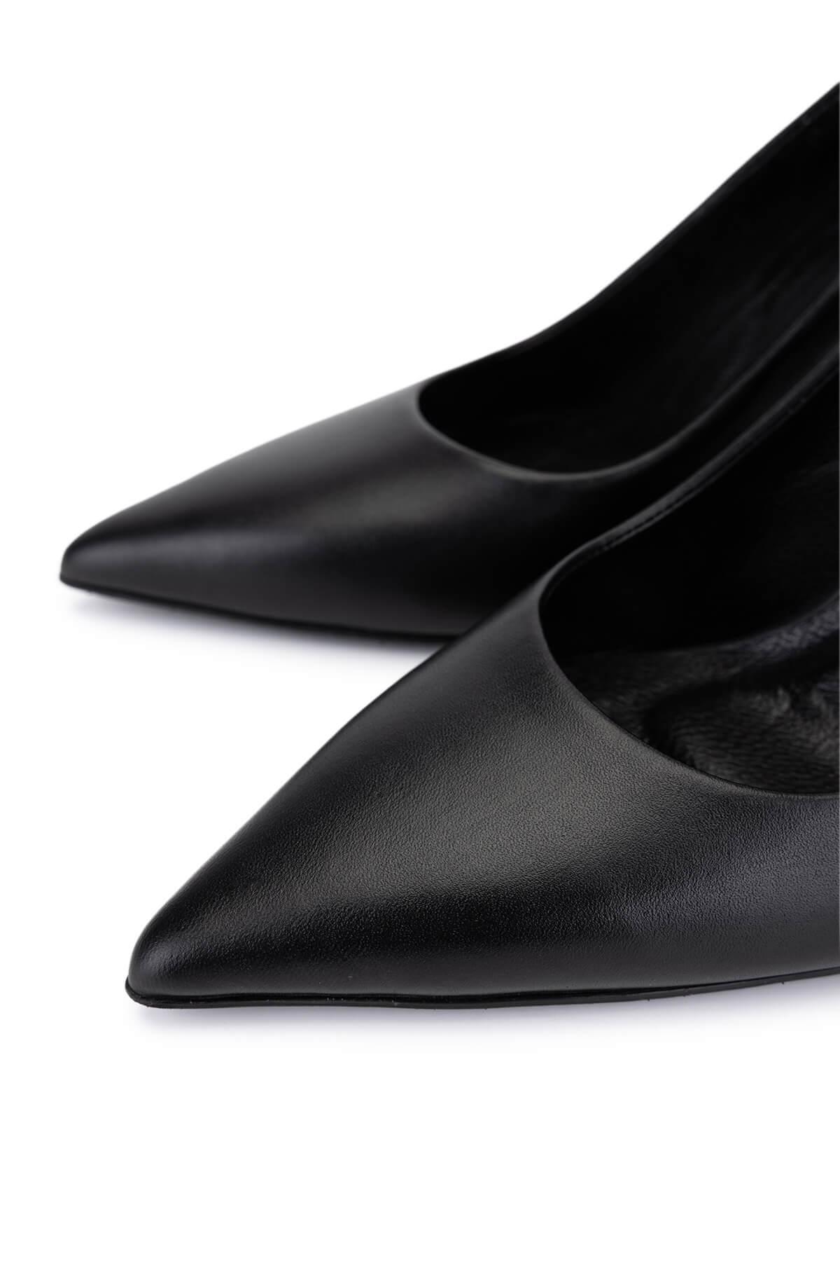 Tamer Tanca Kadın Hakiki Deri Siyah Deri Topuklu Ayakkabı