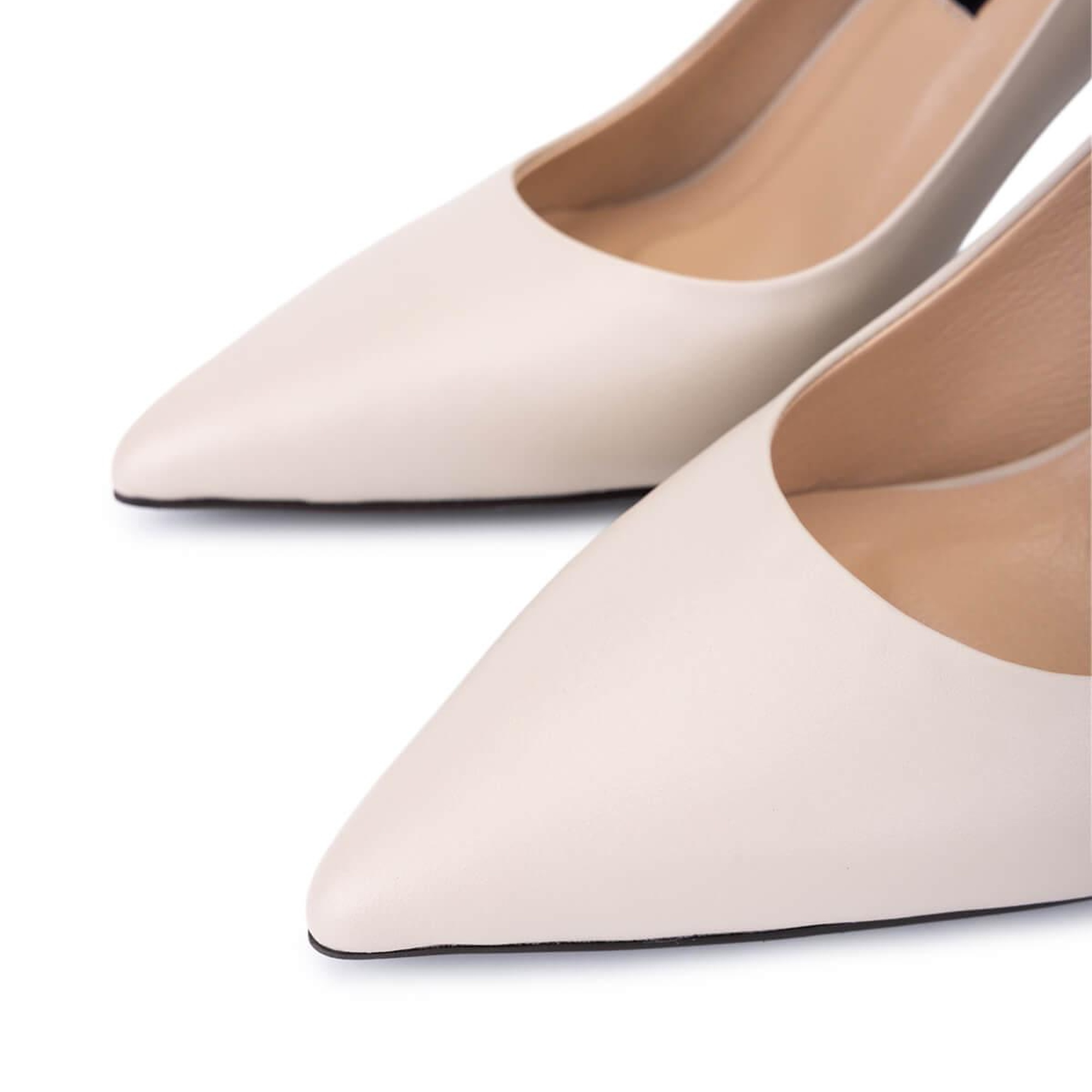 Tamer Tanca Kadın Hakiki Deri Bej Topuklu Ayakkabı