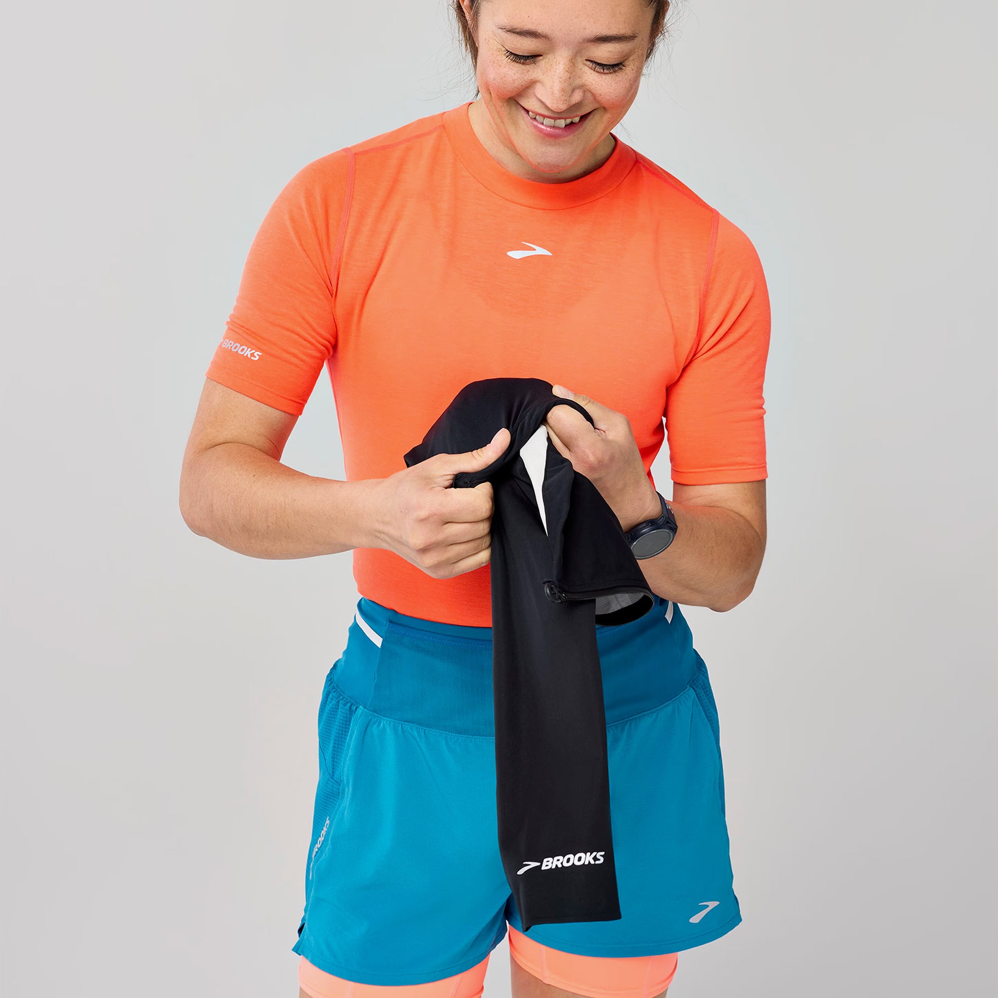  Brooks High Point Waterproof 2 Kadın Siyah Yağmurluk