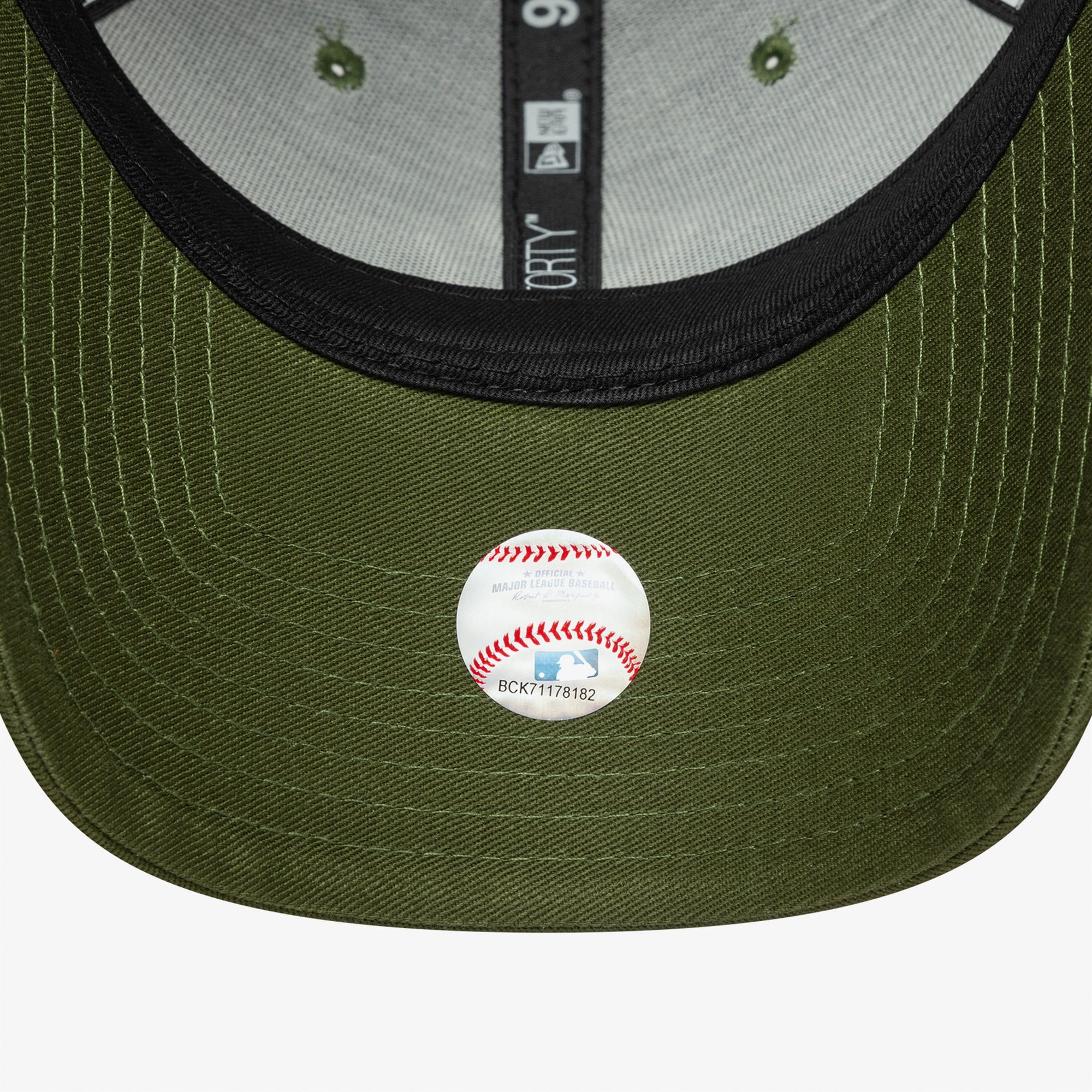 New Era 9Forty League Essential MLB New York Yankees Unisex Haki Beyzbol Şapkası