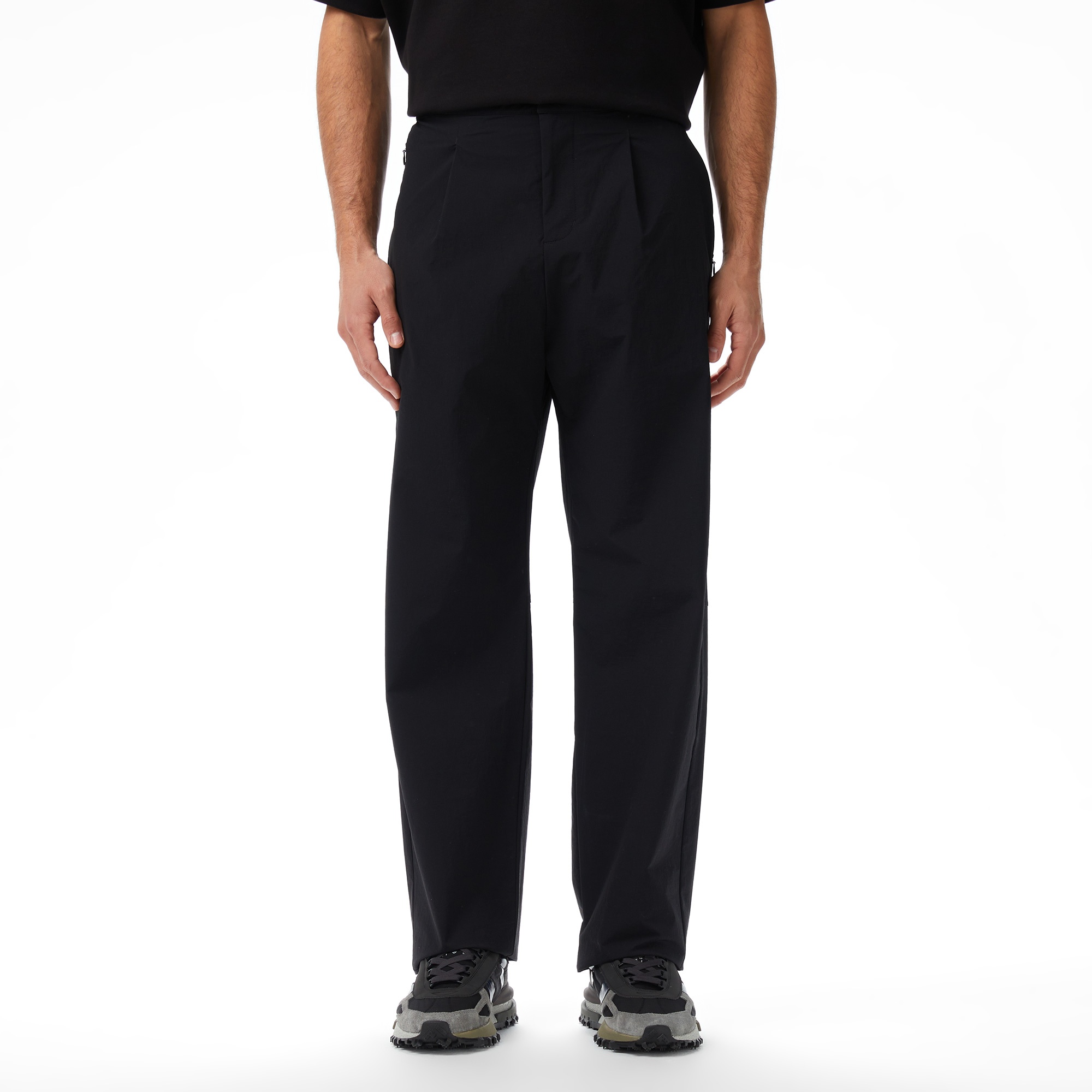 Lacoste x House of SuperStep Slim Fit Erkek Siyah Pantolon