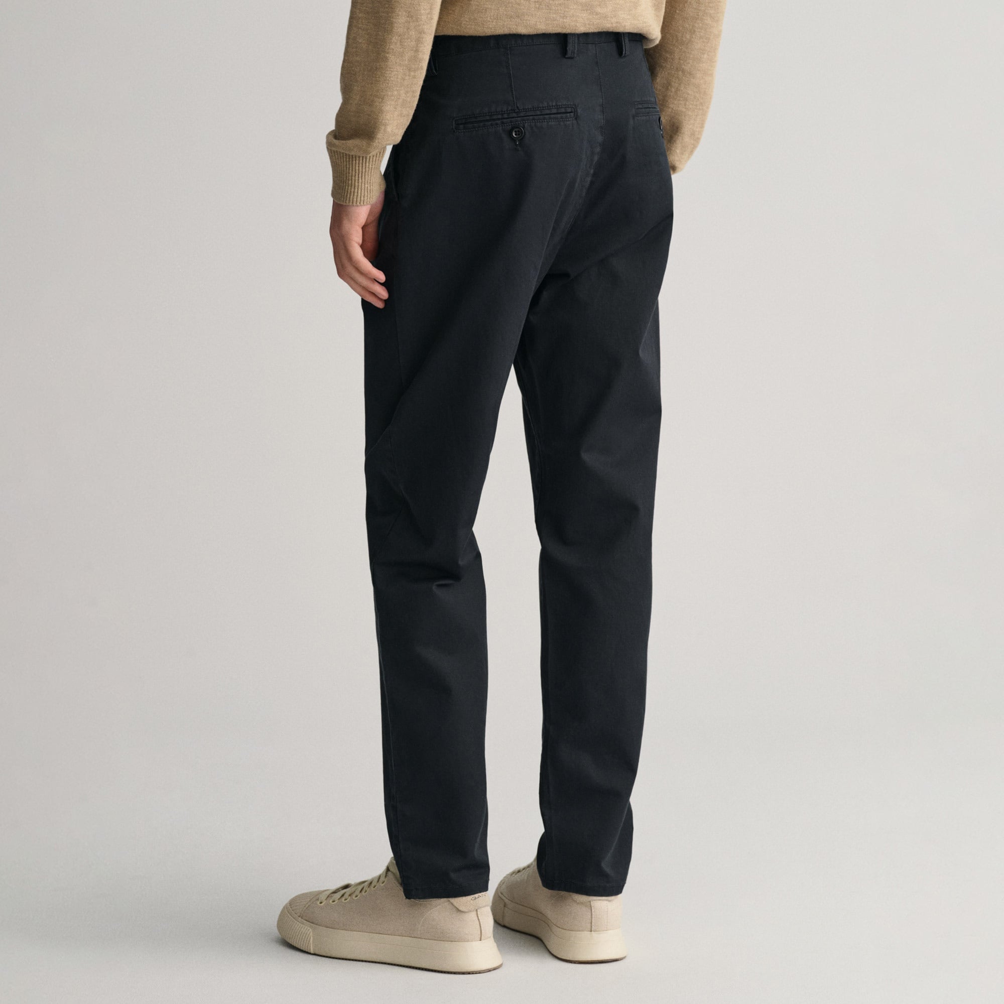 GANT Erkek Siyah Regular Fit Chino Pantolon