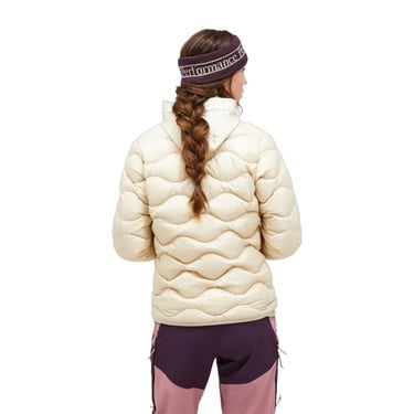  Peak Performance Helium Down Jacket Kadın Bej Outdoor Ceketi