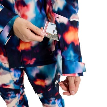  Burton Reserve 2L Ins Stretch Slim Kadın Snowboard Ceketi