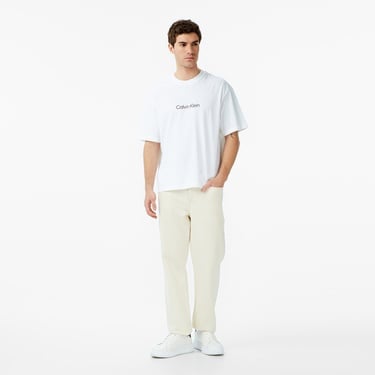  Calvin Klein Relaxed Standard Logo Crewnk Erkek Beyaz T-Shirt