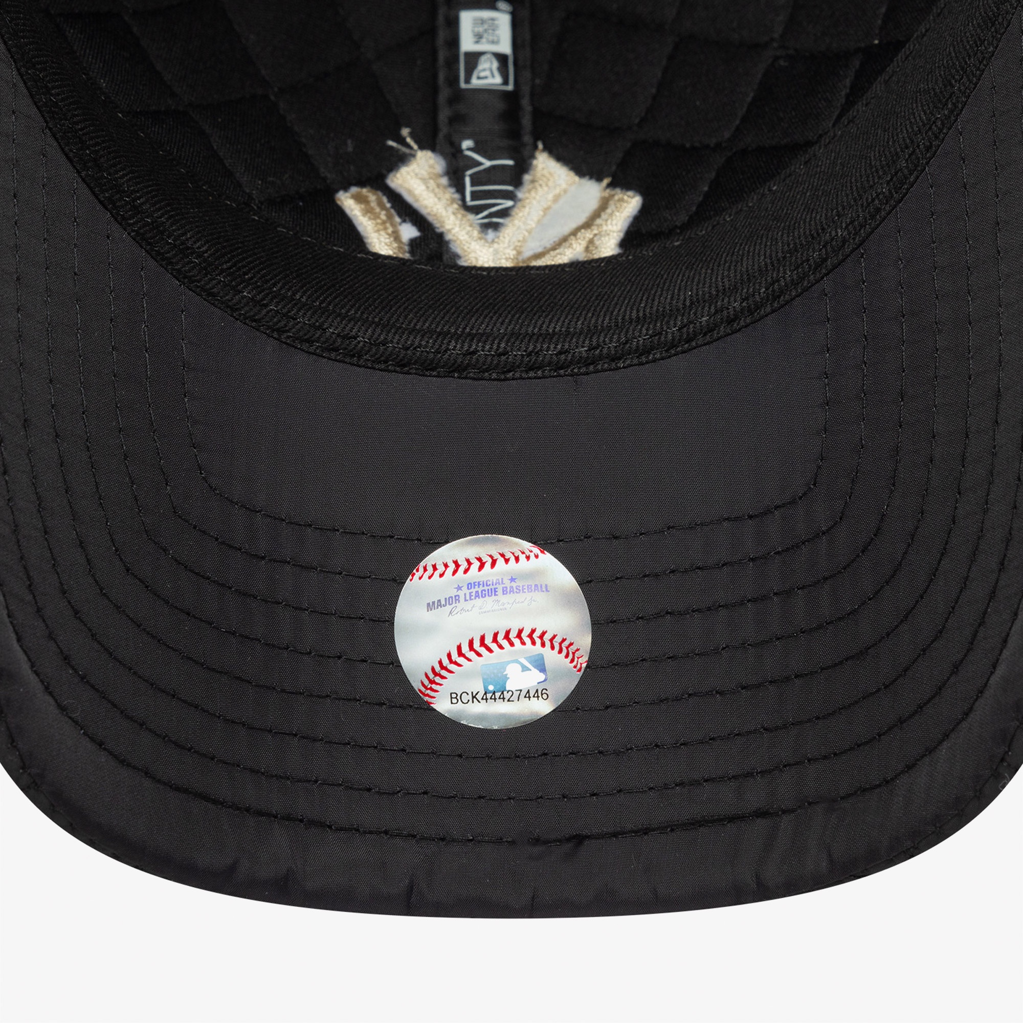 New Era New York Yankees MLB Quilted Unisex Siyah Şapka