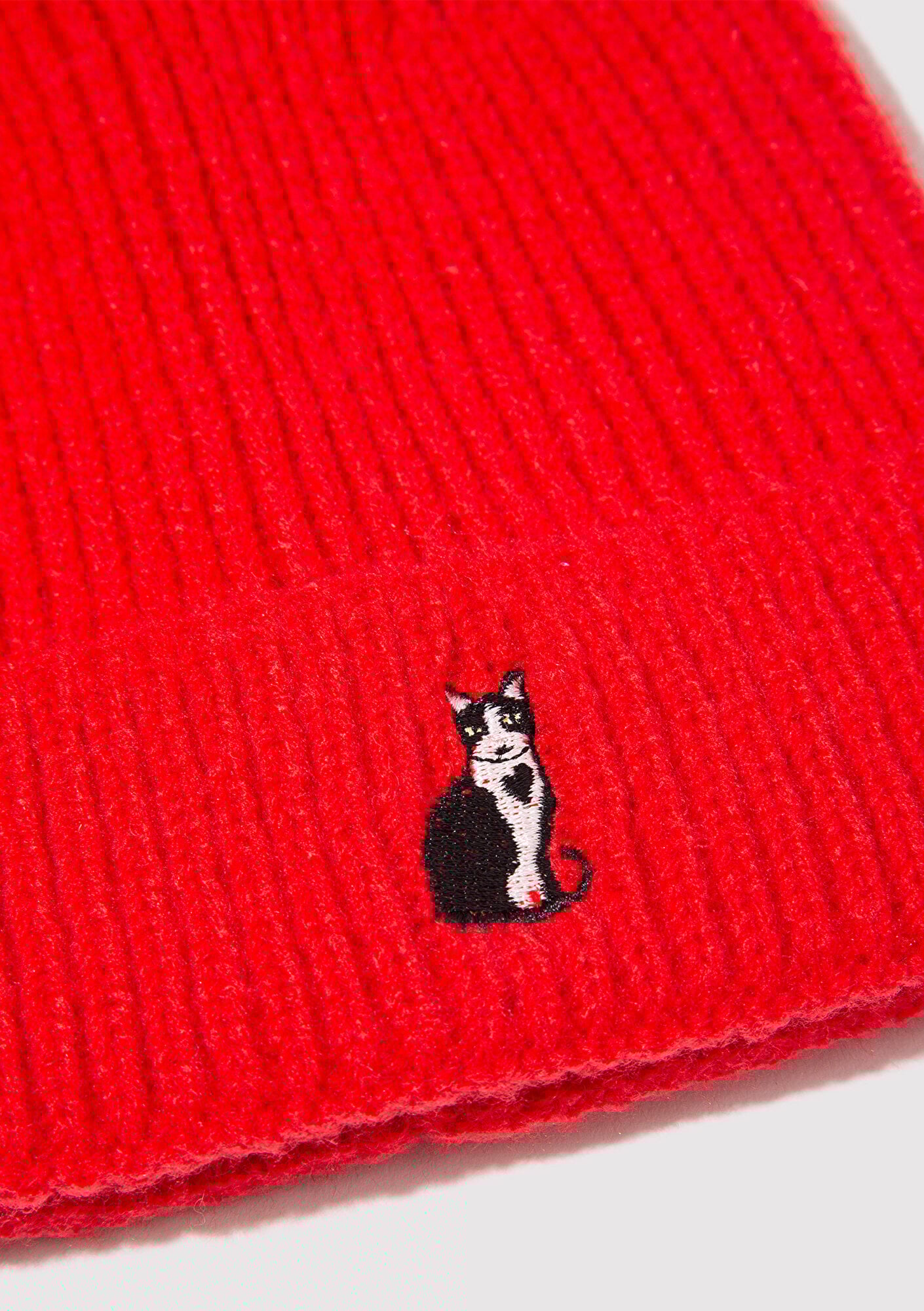 Mavi Kedi Nakışlı Kırmızı Bere 1913939-10076