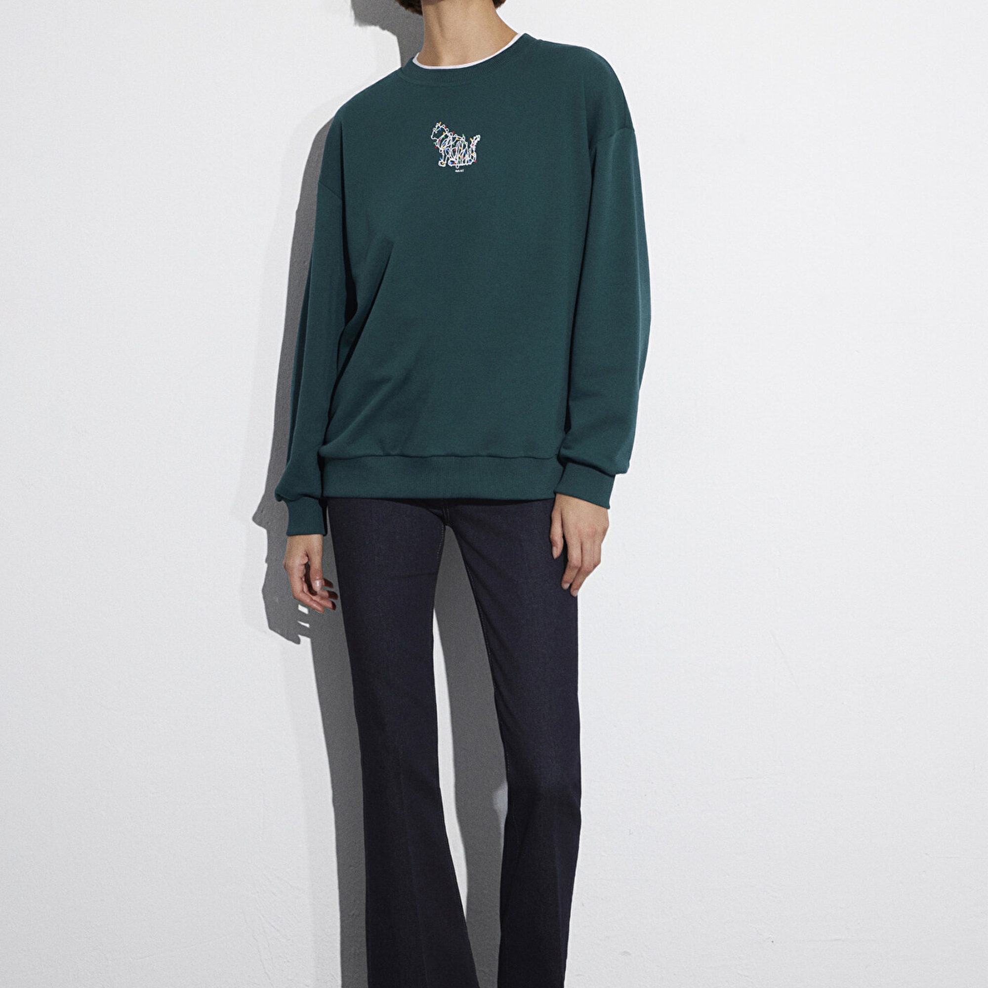 Mavi Yılbaşı Temalı Yeşil Sweatshirt 1S10500-71932