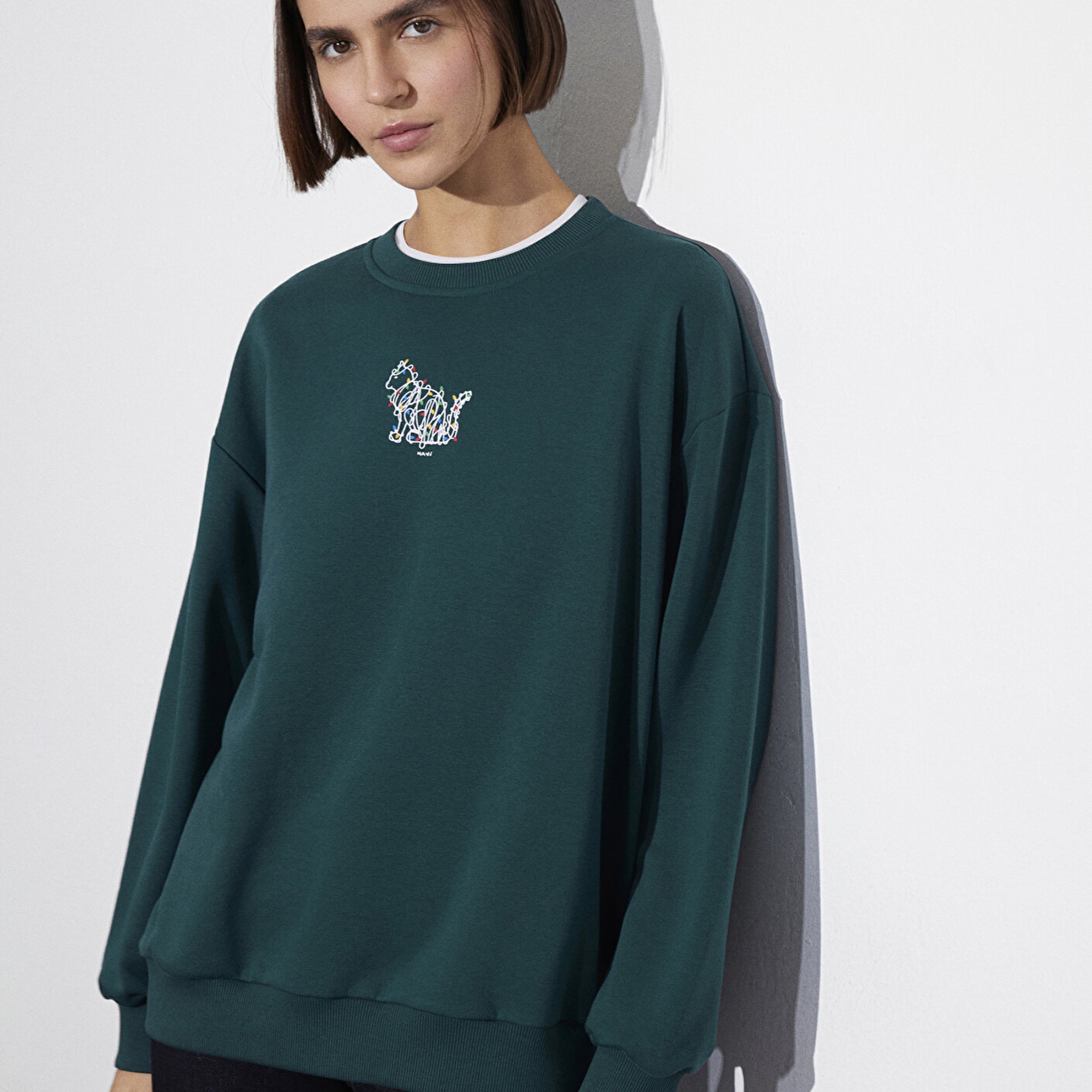 Mavi Yılbaşı Temalı Yeşil Sweatshirt 1S10500-71932