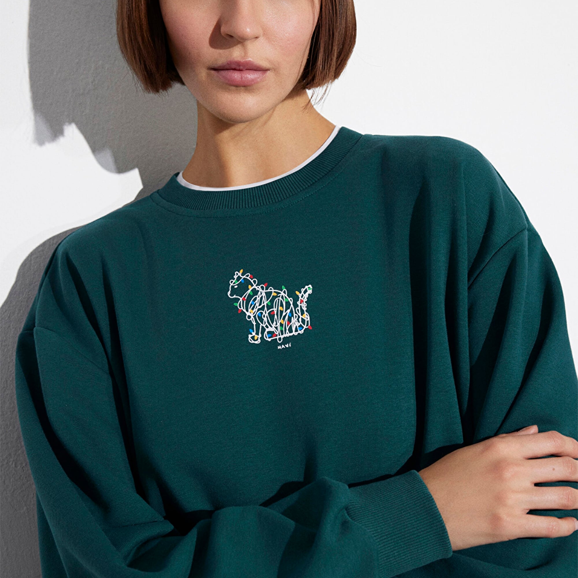 Mavi Yılbaşı Temalı Yeşil Sweatshirt 1S10500-71932