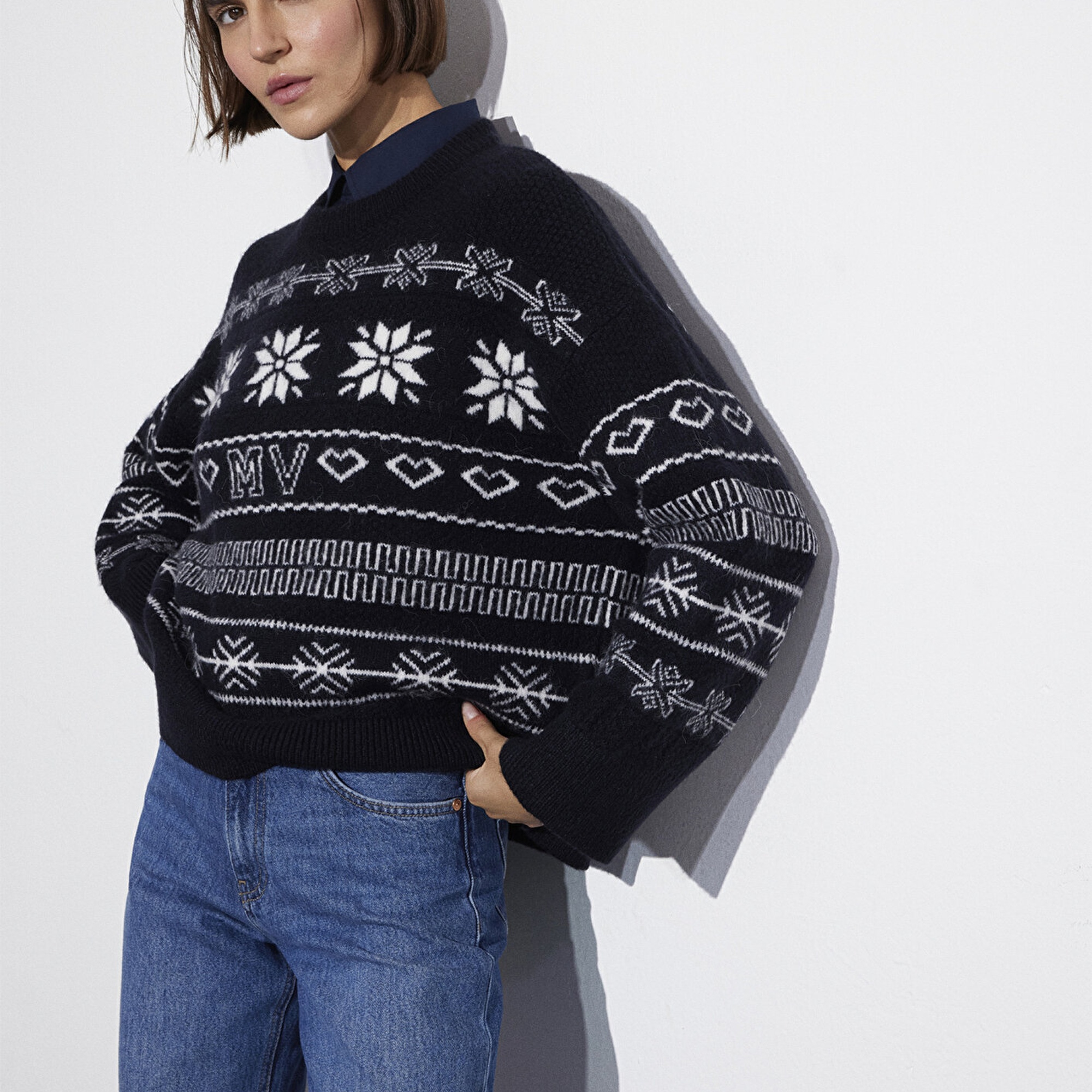 Mavi Yılbaşı Temalı Lacivert Kazak Oversize / Geniş Kesim 1710804-84371