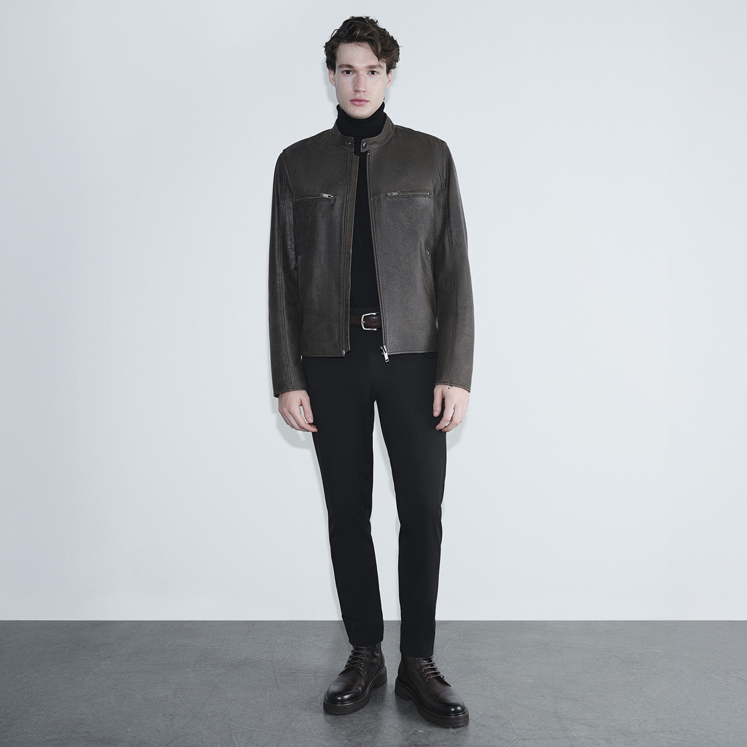  Erkek Kahve Hakim Yakalı Fit Deri Ceket