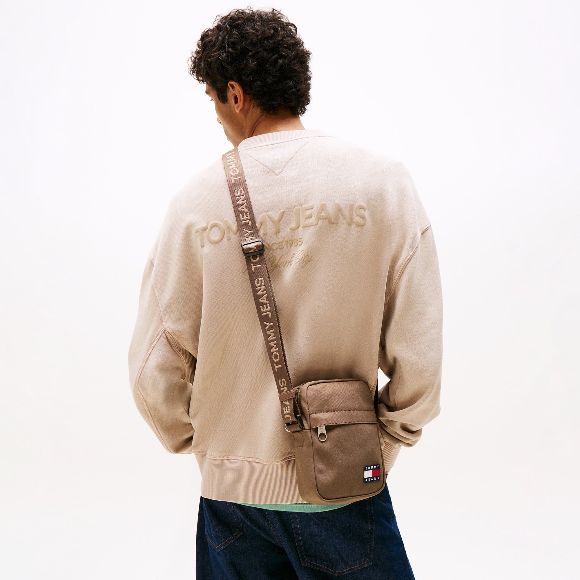 Tommy Jeans Essentials Daily Reporter Erkek Kahverengi Çapraz Çanta