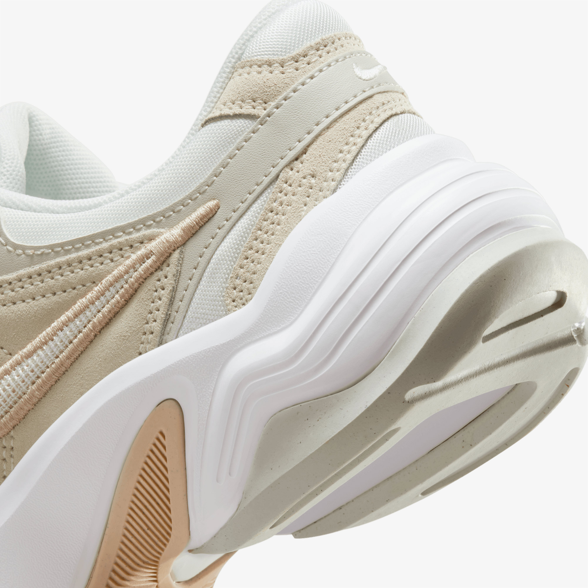 Nike AI8 Kadın Bej  Spor Ayakkabı