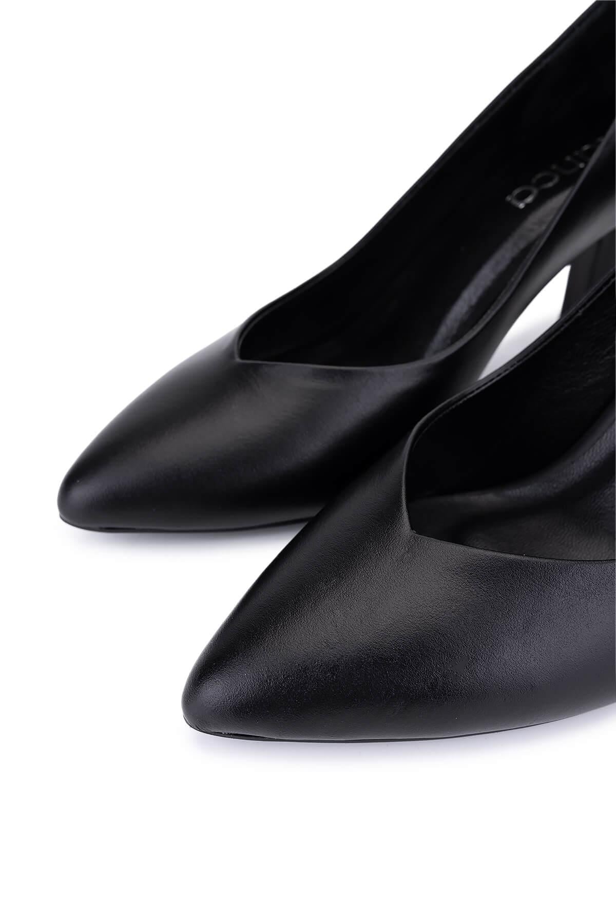 Tamer Tanca Kadın Siyah Analin Topuklu Ayakkabı