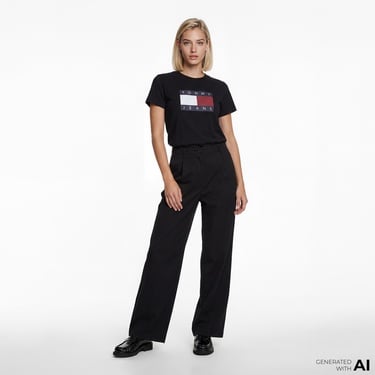  Tommy Hilfiger Flag Kadın Siyah T-Shirt