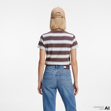  Tommy Hilfiger Denim Essentials Kadın Kahverengi T-Shirt