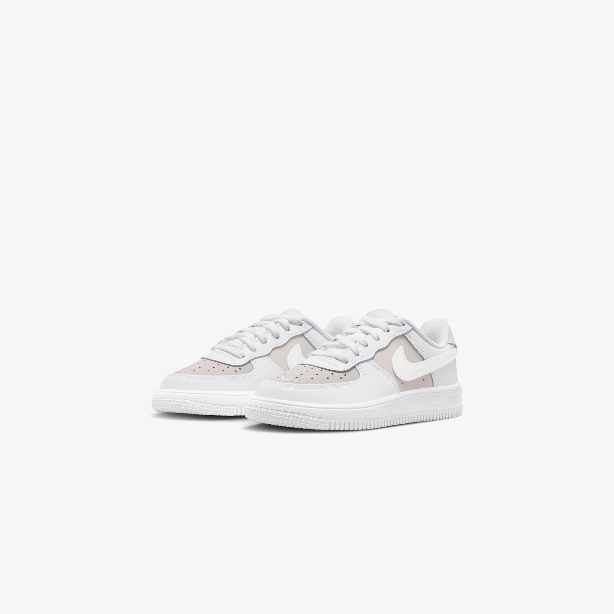 Nike Force 1 Low Lace Çocuk Beyaz Spor Ayakkabı