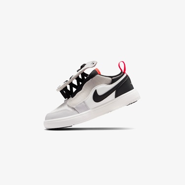  Jordan 1 Low Alt Çocuk Gri Spor Ayakkabı
