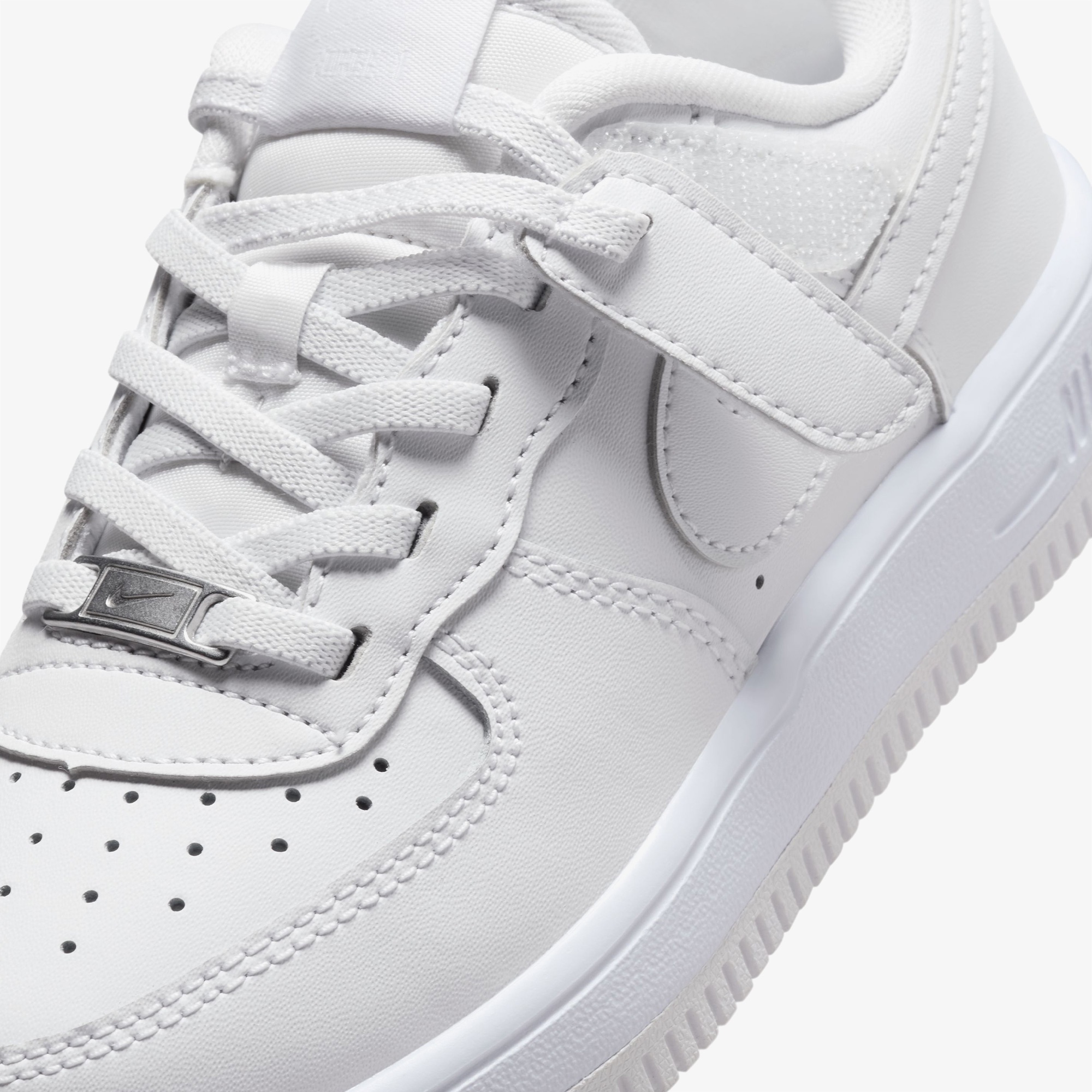 Nike Force 1 Low EasyOn Çocuk Beyaz Spor Ayakkabı