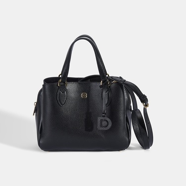  Kadın Siyah D Logolu Deri El Çantası