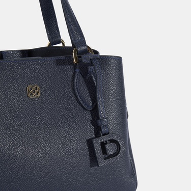 Kadın Lacivert D Logolu Deri El Çantası