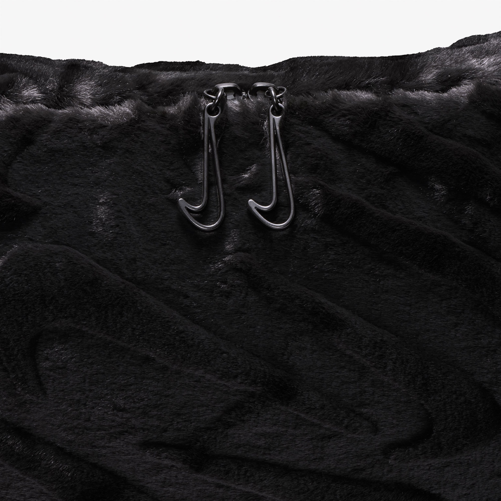 Nike Sportswear Suni Kürklü Slouchy Kadın Siyah El Çantası