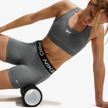  Nike Pro Dri-Fit 365 13 cm Kadın Gri Kısa Tayt