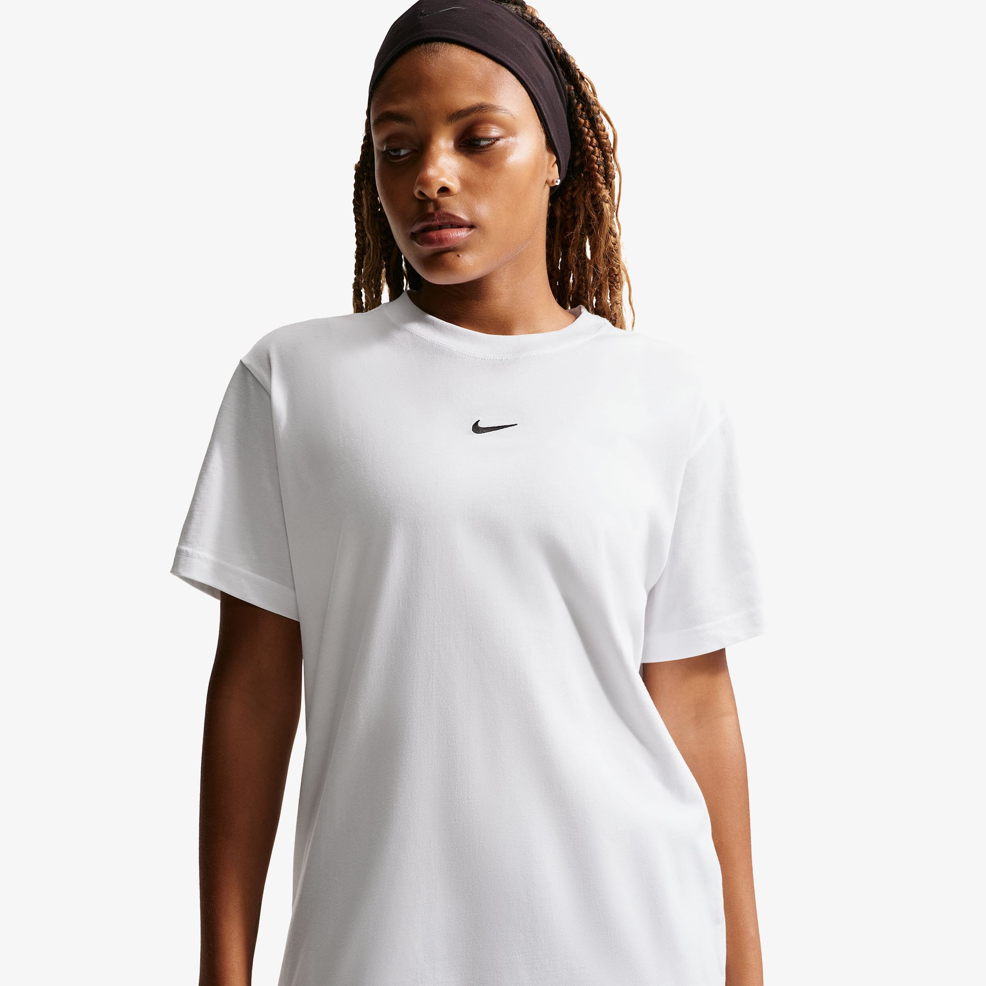 Nike Sportswear Classic Kadın Beyaz T-Shirt