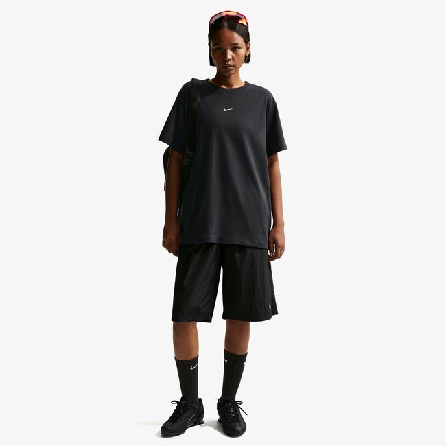  Nike Sportswear Classic Kadın Siyah T-Shirt