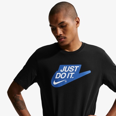  Nike Sportswear Just Do It Erkek Siyah T-Shirt
