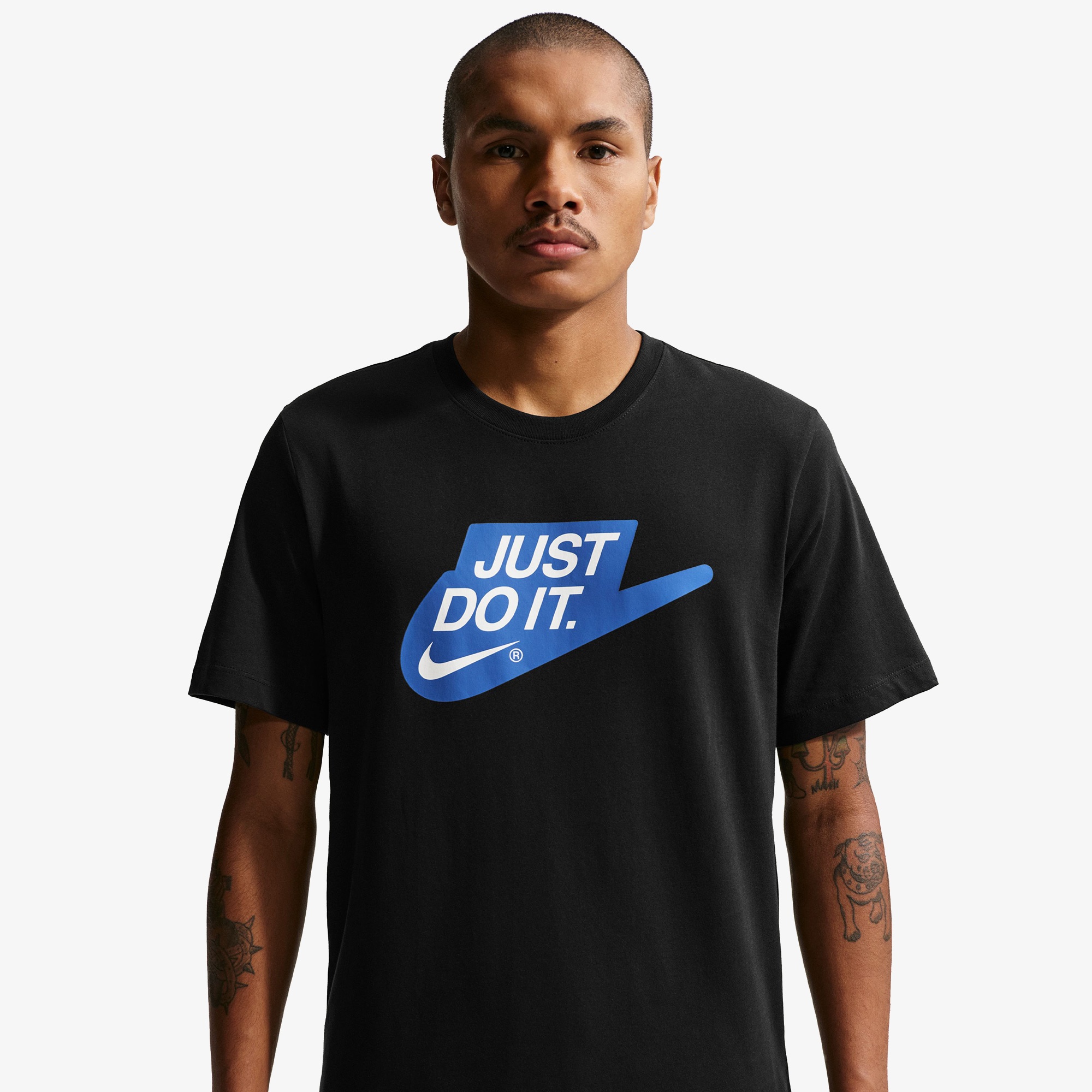 Nike Sportswear Just Do It Erkek Siyah T-Shirt