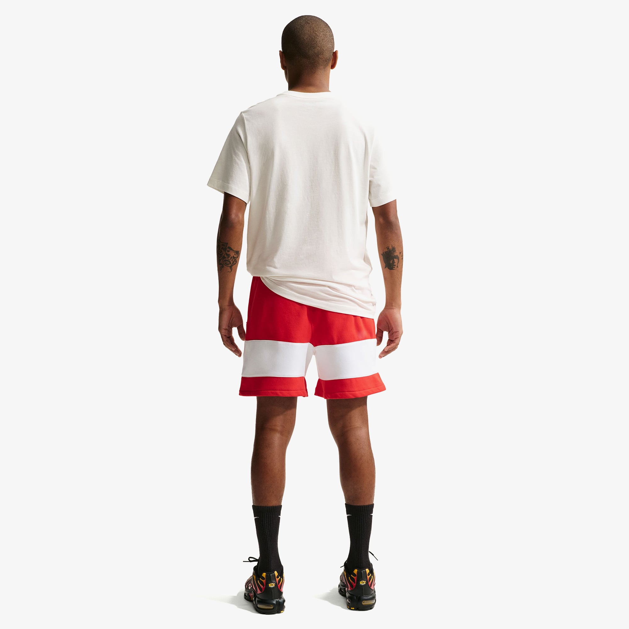  Nike Sportswear Just Do It Erkek Beyaz T-Shirt