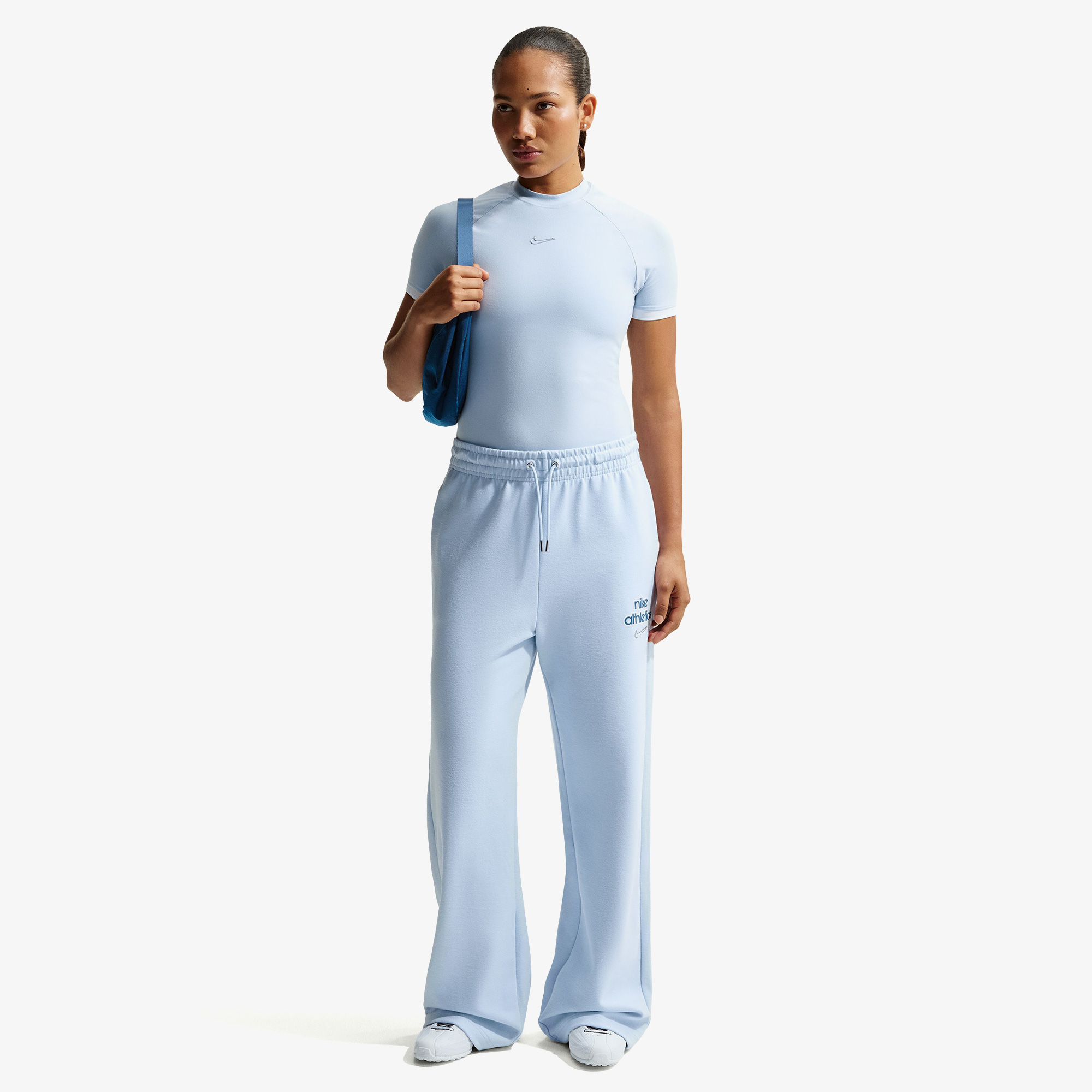  Nike Sportswear Fitted Kadın Mavi T-Shirt