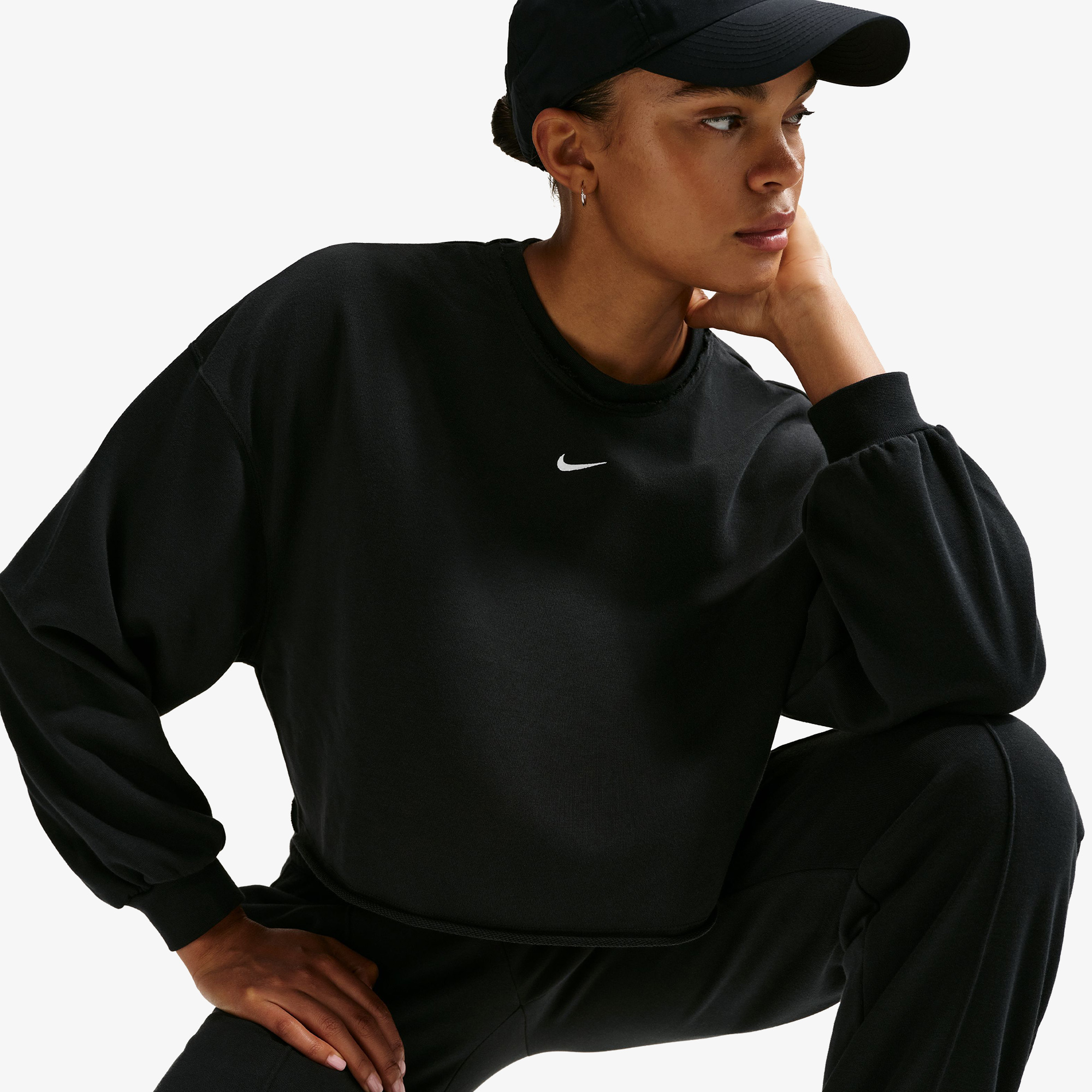  Nike Sportswear Chill Terry Kadın Siyah Sweatshirt