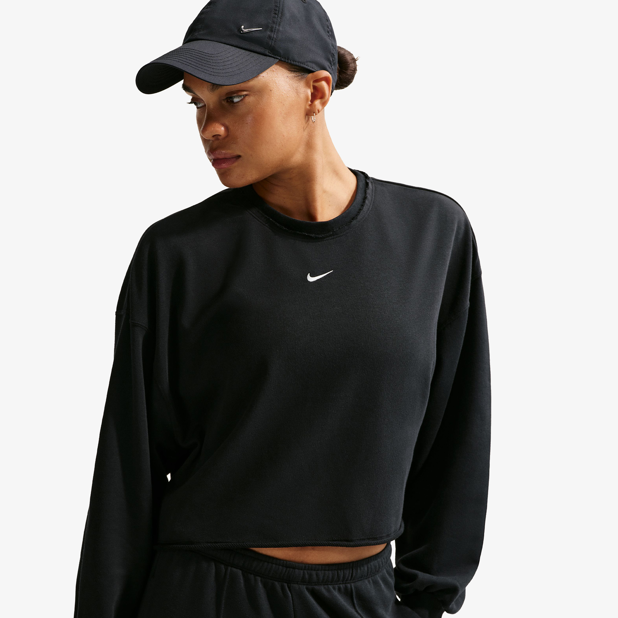  Nike Sportswear Chill Terry Kadın Siyah Sweatshirt
