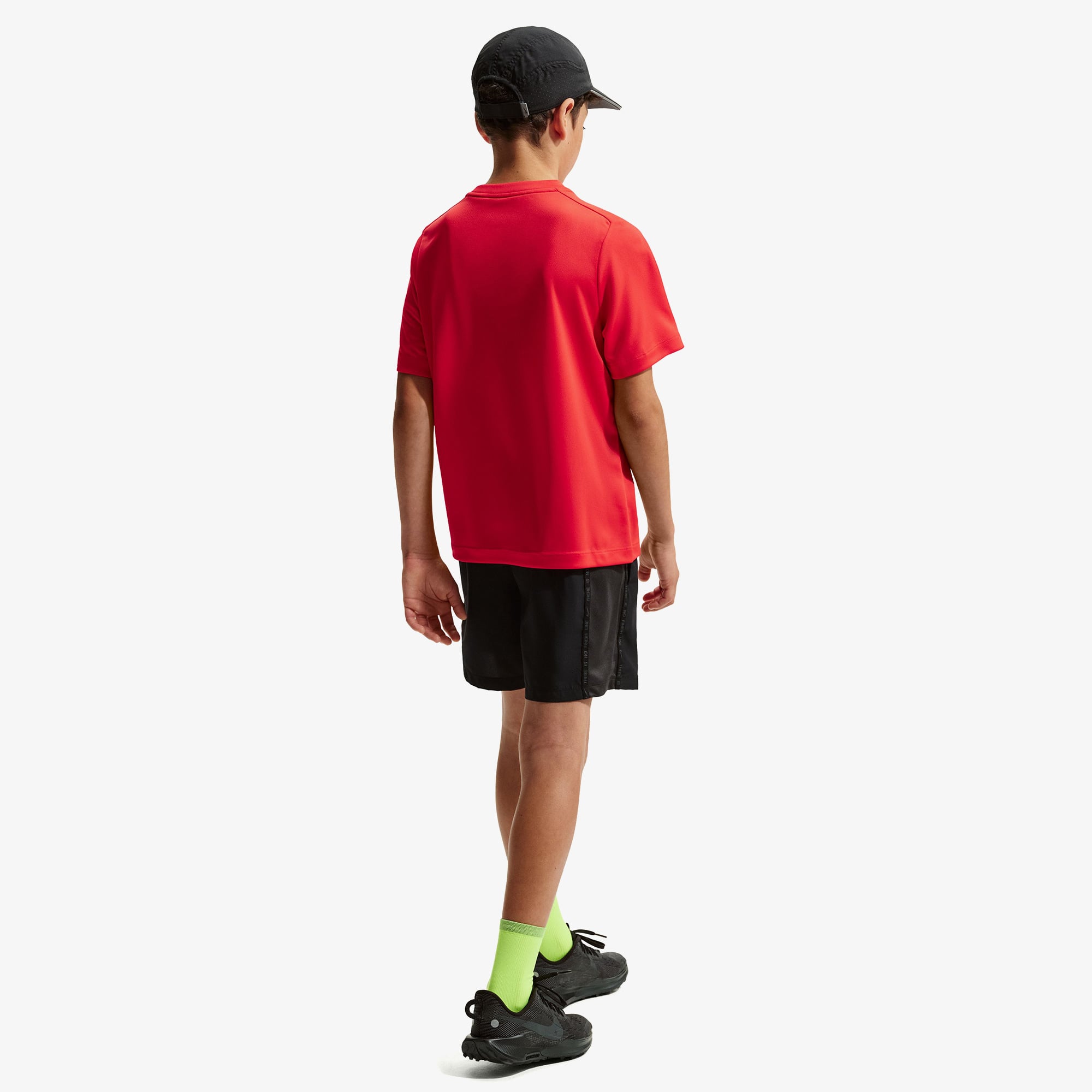  Nike Dri-Fit Multi Çocuk Kırmızı T-Shirt
