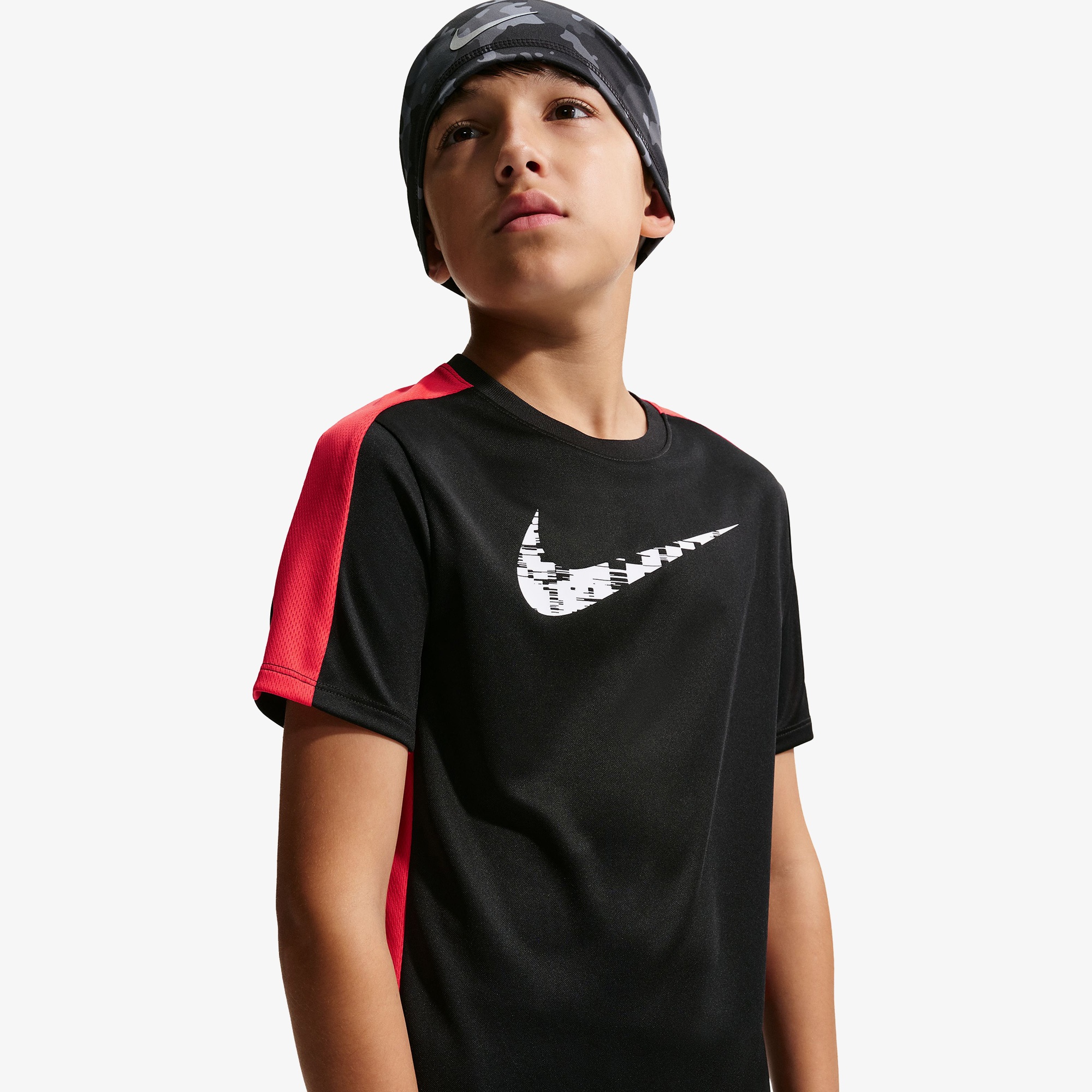Nike Dri-Fit Trophy Çocuk Siyah Tişört