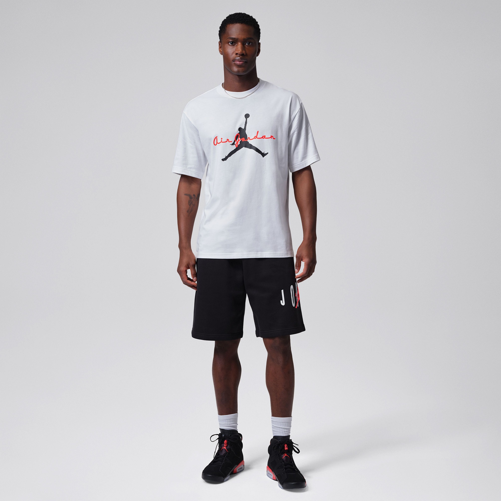 Jordan Brooklyn Essentials Erkek Beyaz T-Shirt
