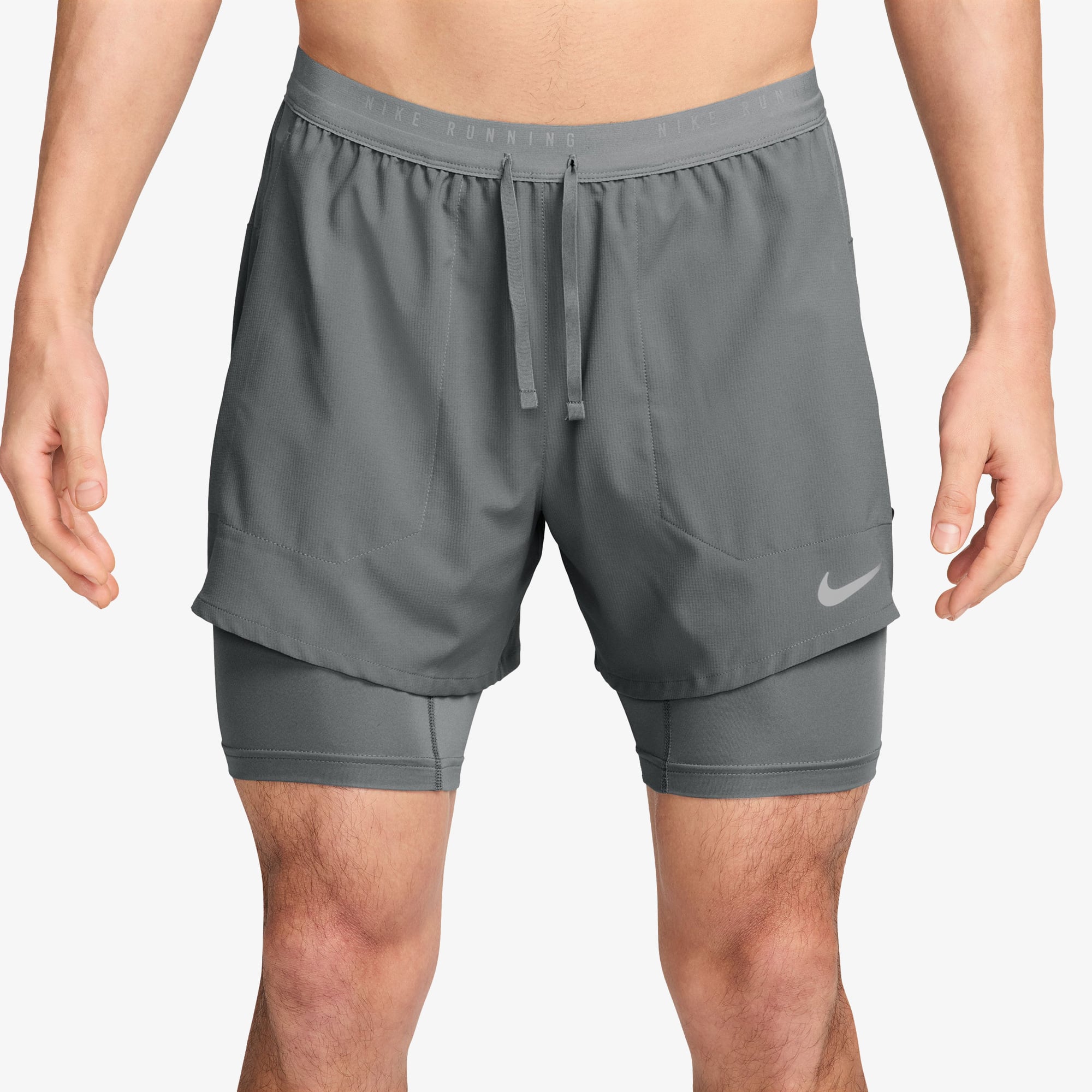 Nike Dri-Fit Stride Erkek Gri Şort