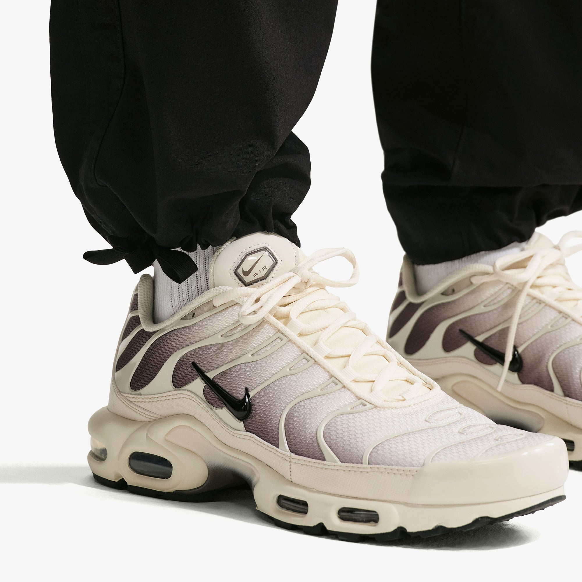 Nike Sportswear Club Barcelona Erkek Siyah Eşofman Altı