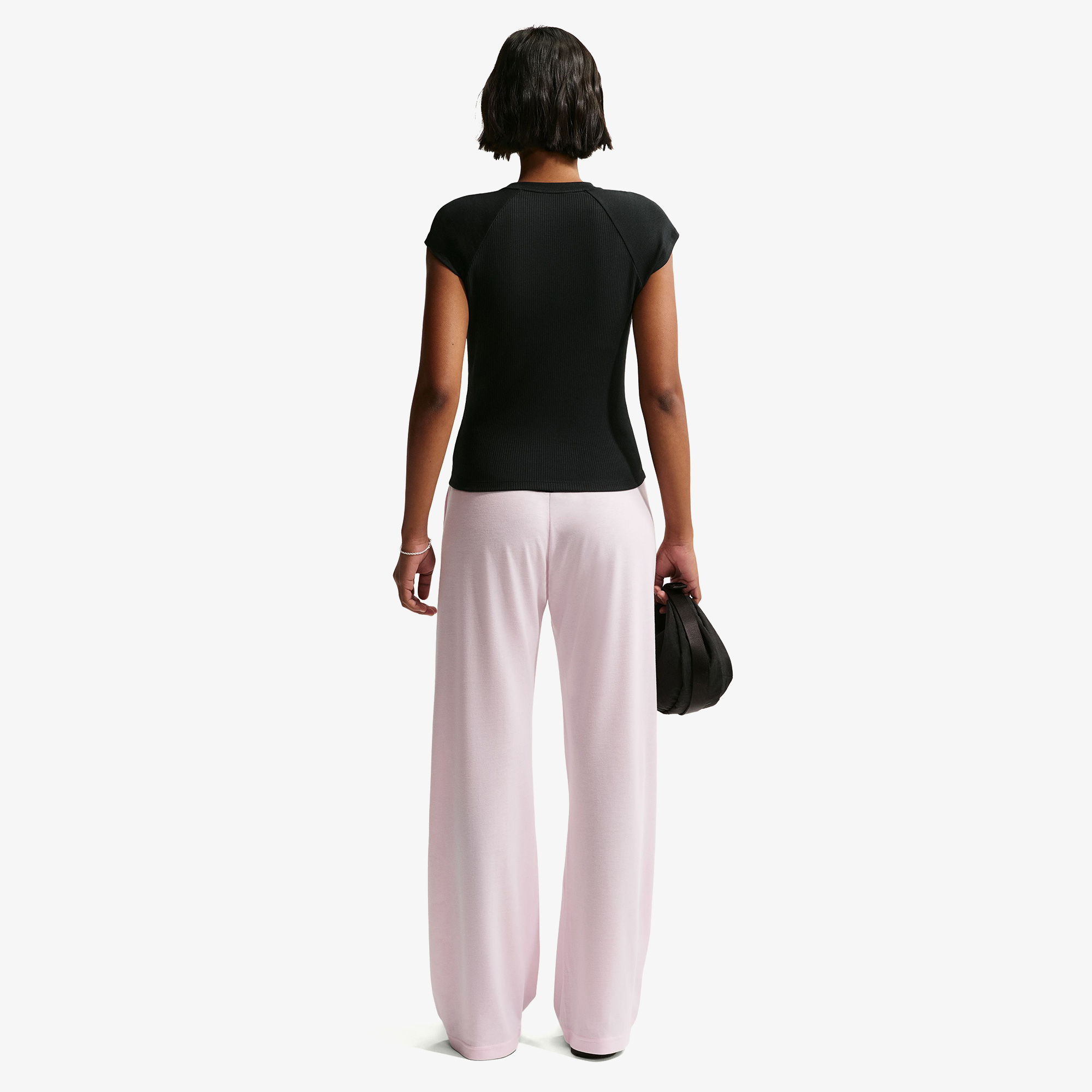 Nike Sportswear Chill Knit Kadın Siyah T-Shirt