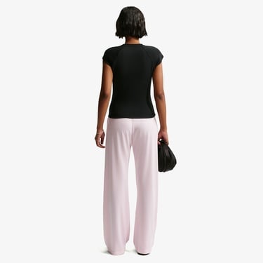  Nike Sportswear Chill Knit Kadın Siyah T-Shirt