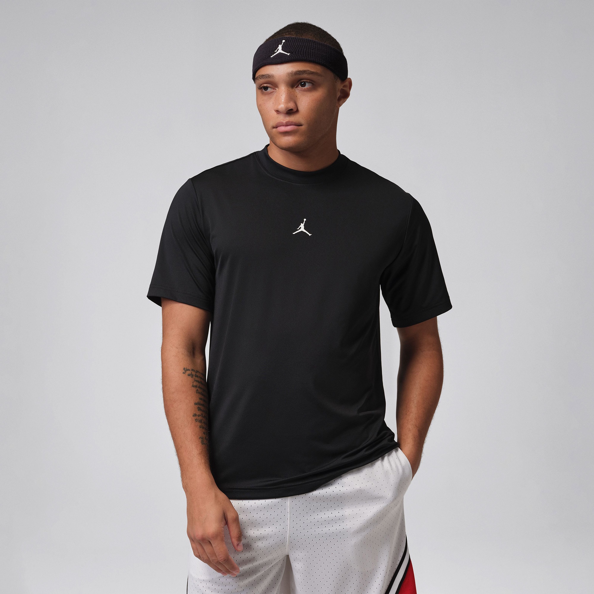 Jordan Dri-Fit Sport Essentials Erkek Siyah T-Shirt